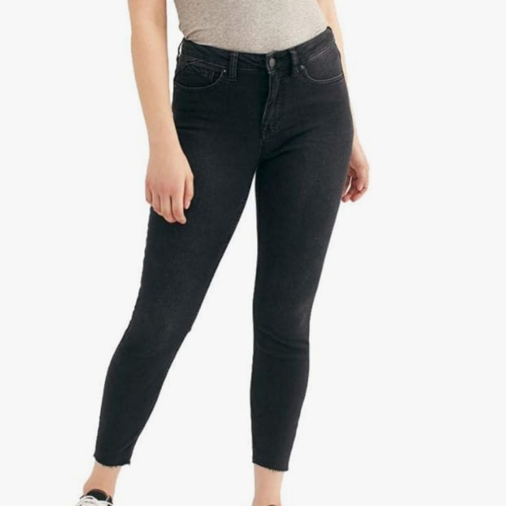 NWT FREE PEOPLE CURVY JEANS
